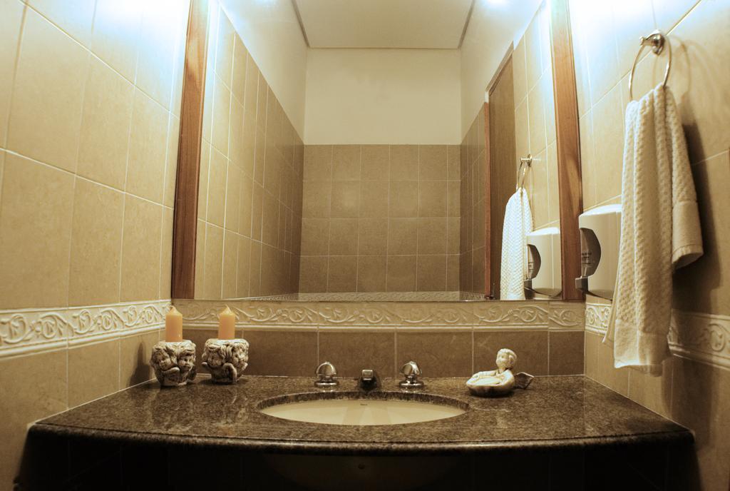 Hotel Bristol Асунсион Екстериор снимка