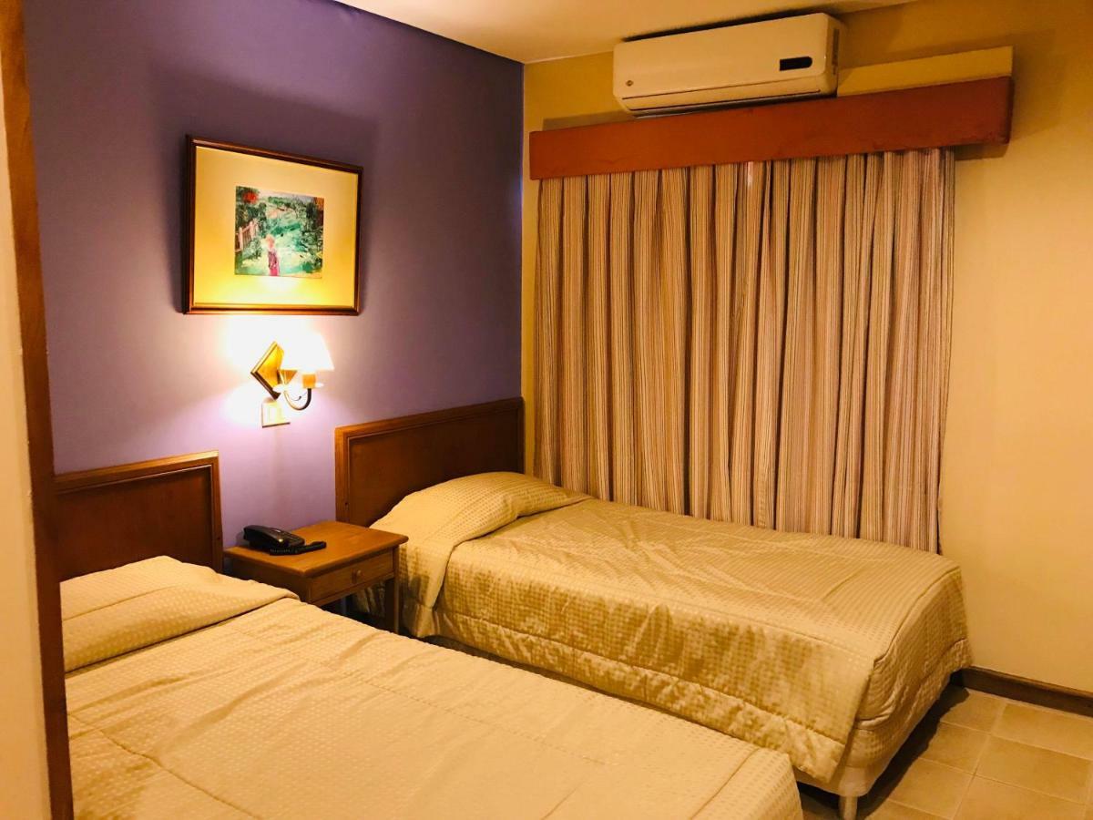 Hotel Bristol Асунсион Екстериор снимка