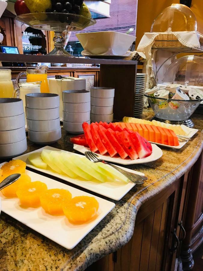 Hotel Bristol Асунсион Екстериор снимка